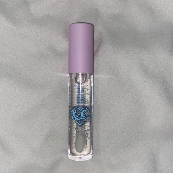 KimChi Nourishing Lip Oil Shade 01 Huile - Picture 5 of 5